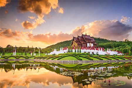 royal pavilion - Chiang Mai, Thailand at Royal Flora Ratchaphruek Park. Stockbilder - Microstock & Abonnement, Bildnummer: 400-08432947