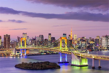 simsearch:400-07261399,k - Tokyo, Japan skyline with Rainbow Bridge and Tokyo Tower. Fotografie stock - Microstock e Abbonamento, Codice: 400-08433162