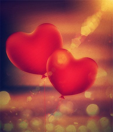 simsearch:400-08012338,k - Romantic red balloons in a shape of a heart, grunge paper textured. Foto de stock - Super Valor sin royalties y Suscripción, Código: 400-08495938