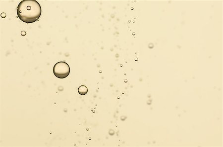 dkidpix (artist) - Beautiful fizz bubbles in a glass of champagne Foto de stock - Super Valor sin royalties y Suscripción, Código: 400-08496587