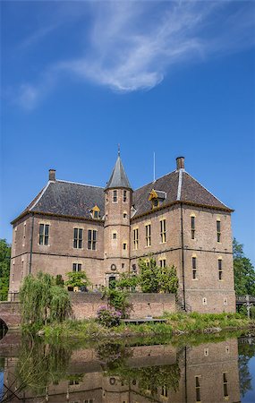 simsearch:400-04747820,k - Castle of Vorden in Gelderland, The Netherlands Photographie de stock - Aubaine LD & Abonnement, Code: 400-08505241