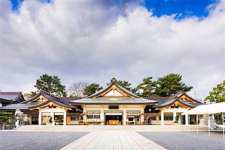 simsearch:400-05355899,k - Hiroshima Gokoku Shrine in Hiroshima, Japan. Foto de stock - Super Valor sin royalties y Suscripción, Código: 400-08508832