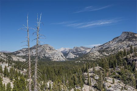 View from Olmsted point on the Tioga pass in Yosemite National Park, USA Photographie de stock - Aubaine LD & Abonnement, Code: 400-08500059