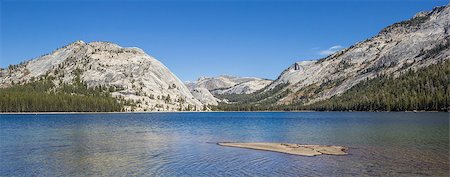 simsearch:400-03978624,k - Panorama of Tenaya Lake in Yosemite National Park, America Stock Photo - Budget Royalty-Free & Subscription, Code: 400-08500060
