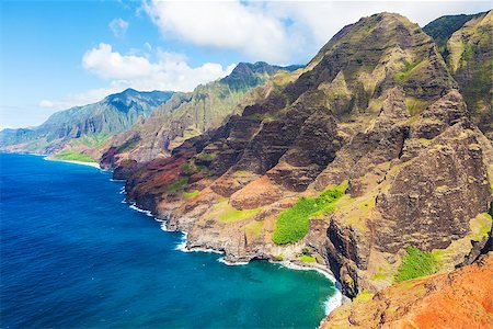 stunning aerial view of na pali coast at kauai island, hawaii from helicopter Foto de stock - Super Valor sin royalties y Suscripción, Código: 400-08502299