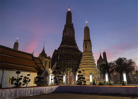 prang - Wat Arun at night just after dusk, Bangkok, Thailand Stock Photo - Budget Royalty-Free & Subscription, Code: 400-08503615