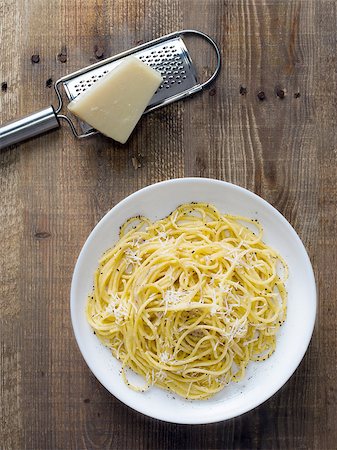 simsearch:400-08287651,k - close up of rustic italian pepe e cacio pepper with cheese spaghetti Stock Photo - Budget Royalty-Free & Subscription, Code: 400-08556621