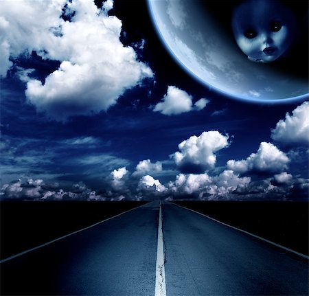 simsearch:400-04914423,k - Night landscape with road, clouds and moon with ghost evil doll face Fotografie stock - Microstock e Abbonamento, Codice: 400-08556686