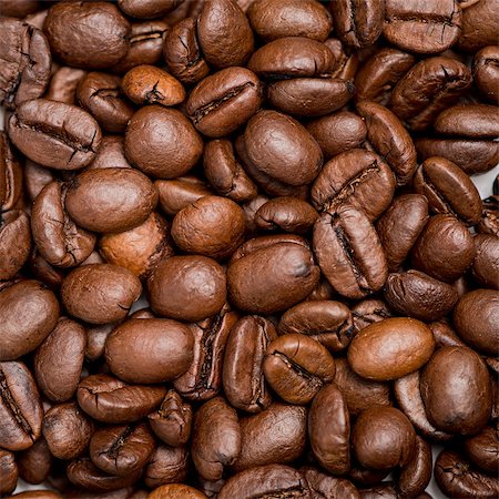 simsearch:400-04016025,k - Detailed coffee beans background. Stockbilder - Microstock & Abonnement, Bildnummer: 400-08573430