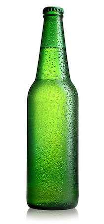 simsearch:400-05260769,k - Green bottle of beer isolated on a white background Foto de stock - Royalty-Free Super Valor e Assinatura, Número: 400-08573635