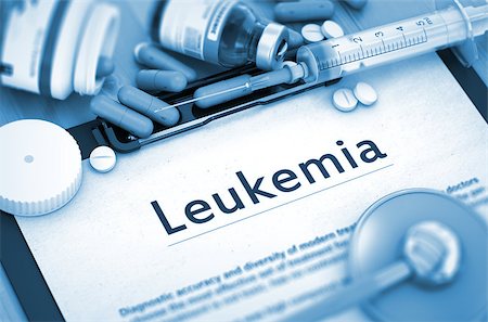 simsearch:400-07754312,k - Leukemia - Medical Report with Composition of Medicaments - Pills, Injections and Syringe. Leukemia, Medical Concept with Selective Focus. Leukemia - Printed Diagnosis with Blurred Text. 3D. Photographie de stock - Aubaine LD & Abonnement, Code: 400-08624910