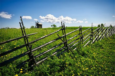 simsearch:400-07576056,k - Green lanscape with one old windmill and blue sky, Russia Foto de stock - Super Valor sin royalties y Suscripción, Código: 400-08670459