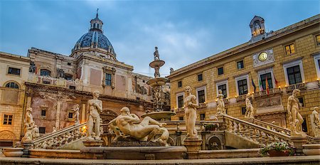 Palermo, Sicily, Italy: Piazza Pretoria in rainy early morning Stock Photo - Budget Royalty-Free & Subscription, Code: 400-08671181