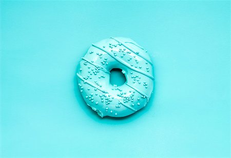 doughnut diet - Creative photo of a painted blue donut on blue background. Stock Photo - Budget Royalty-Free & Subscription, Code: 400-08695127