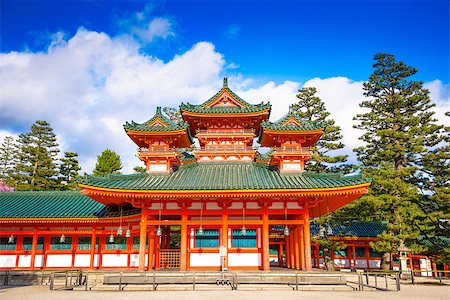 simsearch:400-06855214,k - Heian Shrine in Kyoto, Japan. Foto de stock - Super Valor sin royalties y Suscripción, Código: 400-08696132