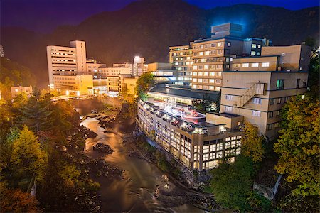 simsearch:400-09080891,k - Jozankei, Japan hot springs resort town at night. Foto de stock - Super Valor sin royalties y Suscripción, Código: 400-08696397