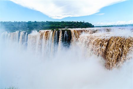 simsearch:400-08968017,k - Iguazu Falls, the largest waterfalls located at the boder between Argentina and Brazi Stock Photo - Budget Royalty-Free & Subscription, Code: 400-08697548