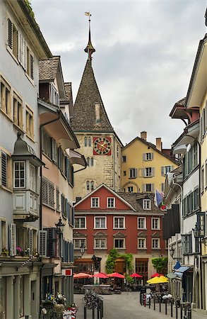 Street with historic houses in Zurich city center, Switzerland Stockbilder - Microstock & Abonnement, Bildnummer: 400-08692838