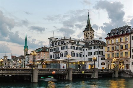simsearch:400-06740841,k - embankment of Limmat river with view of St. Peter church in old town of Zurich, Switzerland Photographie de stock - Aubaine LD & Abonnement, Code: 400-08692863
