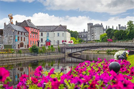 beautiful flower lined riverside view of kilkenny castle town and bridge Stock Photo - Budget Royalty-Free & Subscription, Code: 400-08693189