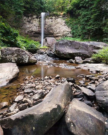 simsearch:400-08098241,k - Hemlock Falls on Daniel Creek at Cloudland Canyon State Park in Georgia. Stock Photo - Budget Royalty-Free & Subscription, Code: 400-08693308