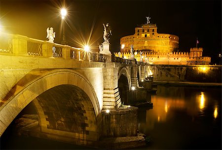 Bridge to castle Sant Angelo in the night Stock Photo - Budget Royalty-Free & Subscription, Code: 400-08705984