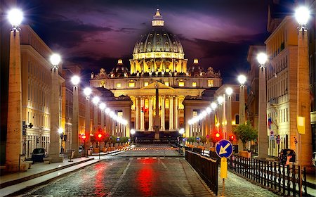pape (religion) - View of illuminated Saint Peter Basilica and Street Via della Conciliazione, Rome, Italy Photographie de stock - Aubaine LD & Abonnement, Code: 400-08706392