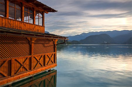 simsearch:400-04493526,k - Lake Bled with view of the church on the lake in the evening, Slovenia Stock Photo - Budget Royalty-Free & Subscription, Code: 400-08734498