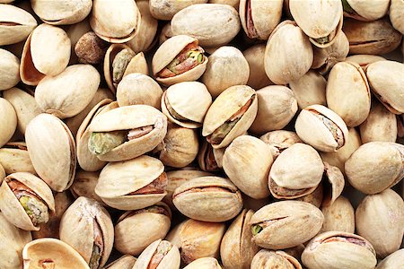 simsearch:400-04846153,k - A close up image of pistachio nuts Stock Photo - Budget Royalty-Free & Subscription, Code: 400-08734877