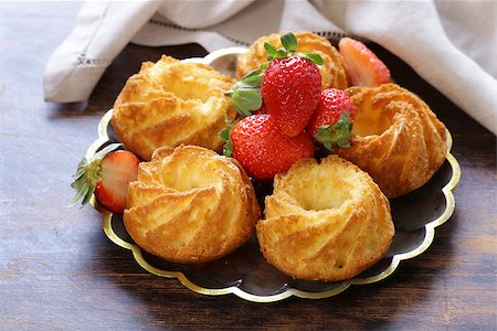 simsearch:400-07034479,k - homemade pastries, sweet muffins with fresh berries Stock Photo - Budget Royalty-Free & Subscription, Code: 400-08735385
