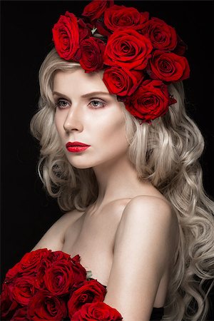 Beautiful blond girl in a dress and hat with roses, classic makeup, curls and red lips. Beauty face. Photos shot in studio Photographie de stock - Aubaine LD & Abonnement, Code: 400-08730768