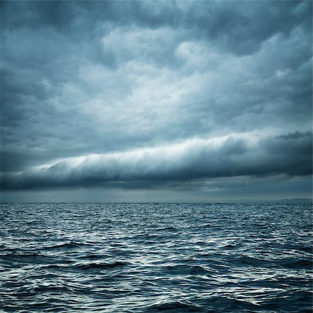 Stormy Sea. Wild Nature Dark Background. Toned and Filtered Photo. Copy Space. Fotografie stock - Microstock e Abbonamento, Codice: 400-08731133