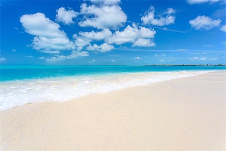 sergey02 (artist) - Tropical beach in Cayo Largo Paraiso beach. Cuba Stockbilder - Microstock & Abonnement, Bildnummer: 400-08731628