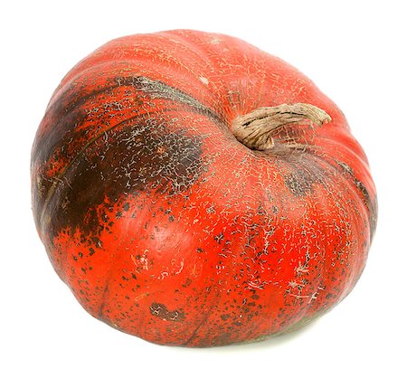 simsearch:400-08400066,k - Red ripe pumpkin. Isolated on white background. Close-up view. Photographie de stock - Aubaine LD & Abonnement, Code: 400-08733210
