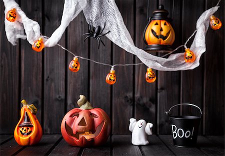 simsearch:400-04297954,k - Traditional, spooky and scary halloween holiday background Stockbilder - Microstock & Abonnement, Bildnummer: 400-08754482