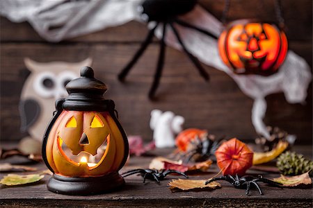 simsearch:400-04297954,k - Traditional, spooky and scary halloween holiday background Stockbilder - Microstock & Abonnement, Bildnummer: 400-08754490
