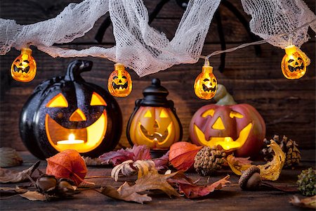 simsearch:400-04297954,k - Traditional, spooky and scary halloween holiday background Stockbilder - Microstock & Abonnement, Bildnummer: 400-08754492