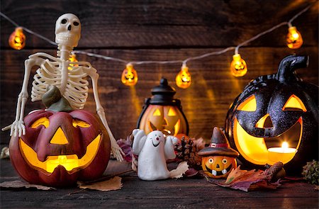 simsearch:400-04297954,k - Traditional, spooky and scary halloween holiday background Stockbilder - Microstock & Abonnement, Bildnummer: 400-08754493