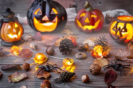 simsearch:400-04297954,k - Traditional, spooky and scary halloween holiday background Stockbilder - Microstock & Abonnement, Bildnummer: 400-08754502
