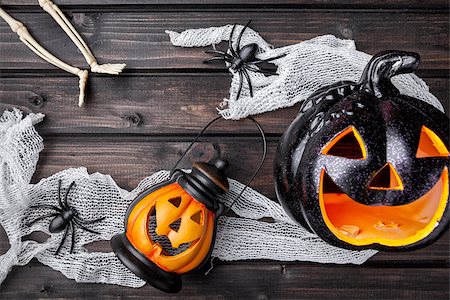 simsearch:400-04297954,k - Traditional, spooky and scary halloween holiday background Stockbilder - Microstock & Abonnement, Bildnummer: 400-08755935