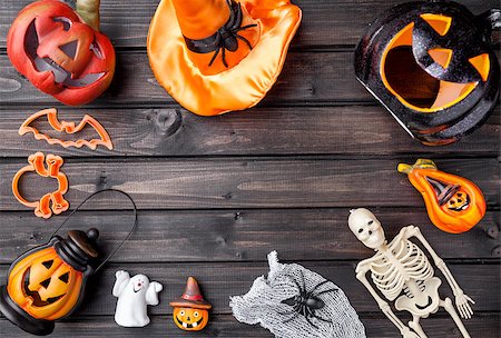 simsearch:400-04297954,k - Traditional, spooky and scary halloween holiday background Stockbilder - Microstock & Abonnement, Bildnummer: 400-08755936