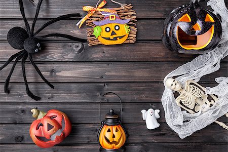 simsearch:400-04297954,k - Traditional, spooky and scary halloween holiday background Stockbilder - Microstock & Abonnement, Bildnummer: 400-08755931