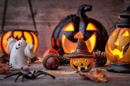simsearch:400-04297954,k - Traditional, spooky and scary halloween holiday background Stockbilder - Microstock & Abonnement, Bildnummer: 400-08755944