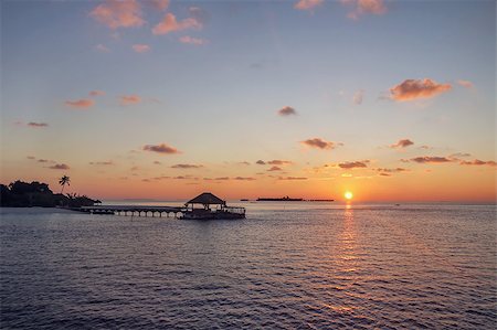 sunset in the Indian Ocean near Maldives Stockbilder - Microstock & Abonnement, Bildnummer: 400-08755977