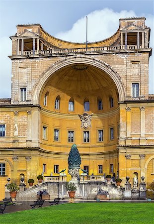 Niche with Cortile della Pigna in the courtyard of the Vatican museums Stockbilder - Microstock & Abonnement, Bildnummer: 400-08751260