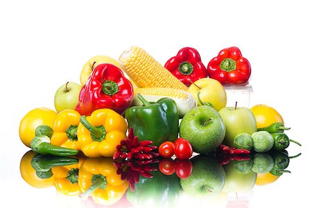 simsearch:400-06857433,k - Healthy fresh colorful vegetables and fruits on white background. Foto de stock - Super Valor sin royalties y Suscripción, Código: 400-08751608