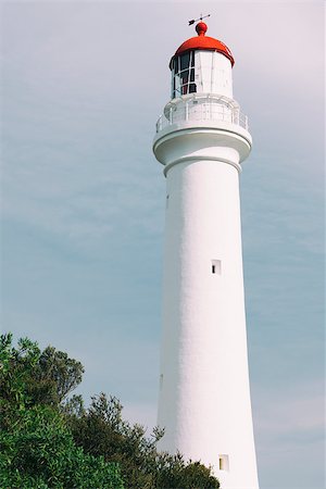 simsearch:400-05044996,k - Split Point Lighthouse in Aireys Inlet, Great Ocean Road during the day. Photographie de stock - Aubaine LD & Abonnement, Code: 400-08751943