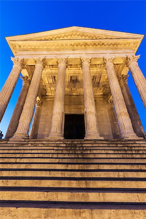 simsearch:400-08887795,k - Maison Carree in Nimes. Nimes, Occitanie, France. Stock Photo - Budget Royalty-Free & Subscription, Code: 400-08776281