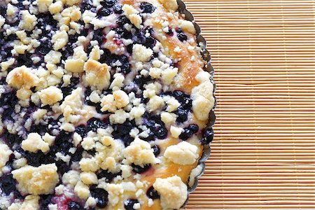 Homemade sweet cake with blueberries and crumb. Stock Photo - Budget Royalty-Free & Subscription, Code: 400-08778701