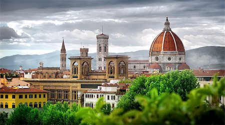 simsearch:400-08256817,k - Magnificent basilica of Santa Maria del Fiore in Florence, Italy Foto de stock - Super Valor sin royalties y Suscripción, Código: 400-08779551